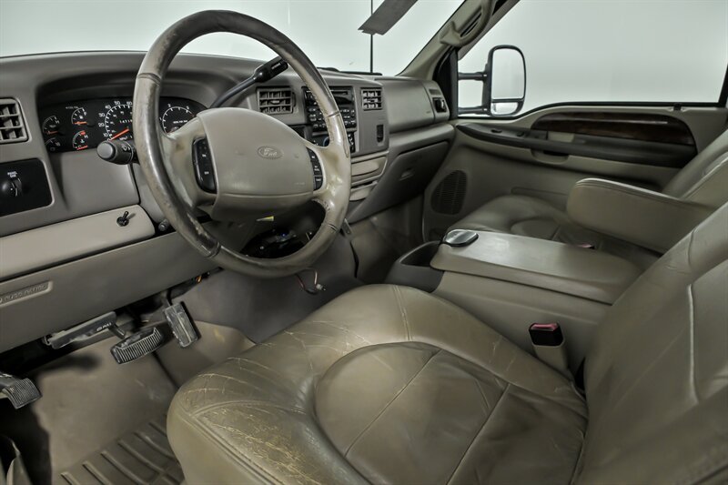 2000 Ford F-350 Super Duty LARIAT - Photo 17