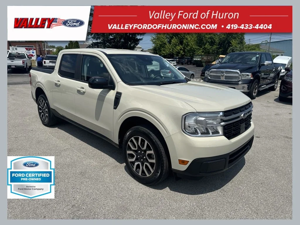 Used 2024 Silver Ford Lariat image 1