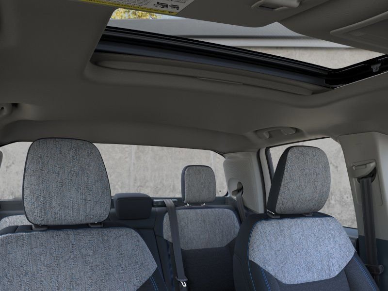 New 2026 Space White Metallic Ford XLT image 12