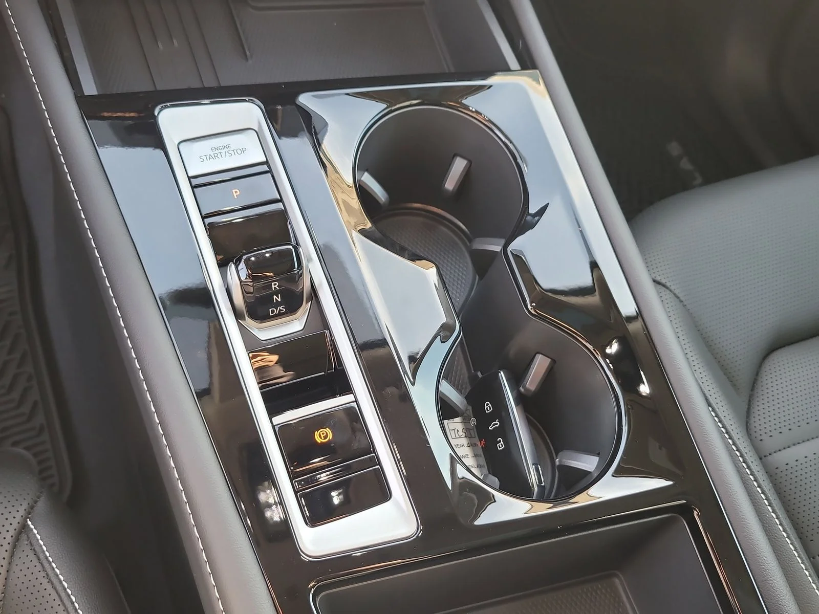 2026 Volkswagen Atlas SEL - Photo 25