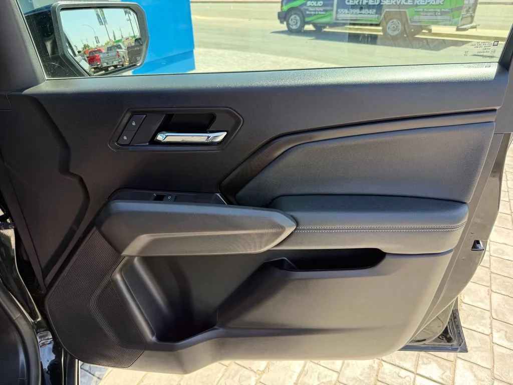 Used 2026 Onyx Black GMC Elevation image 15