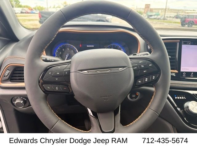 New 2027 Bright White Clear-Coat Exterior Paint Chrysler Pinnacle image 22