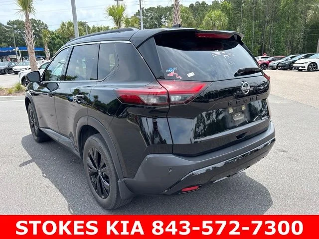Used 2023 Black Nissan SV image 6