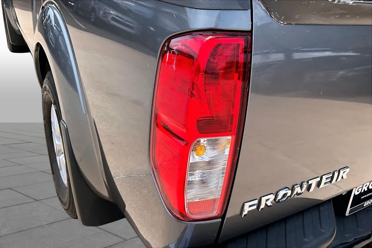 Used 2018 Gun Metallic Nissan SV V6 image 26