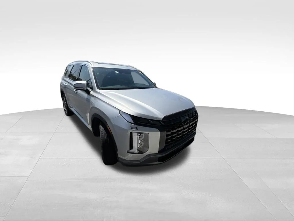 Used 2024 Silver Hyundai SEL image 34