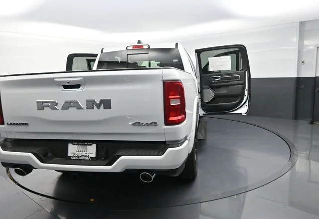 2026 RAM 1500 Laramie - Photo 35