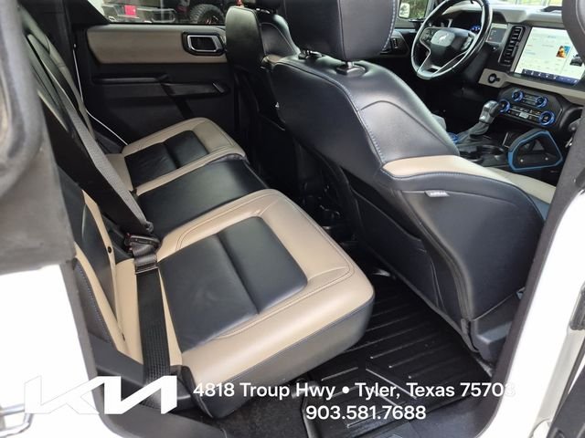 Used 2024 White Ford Wildtrak image 16