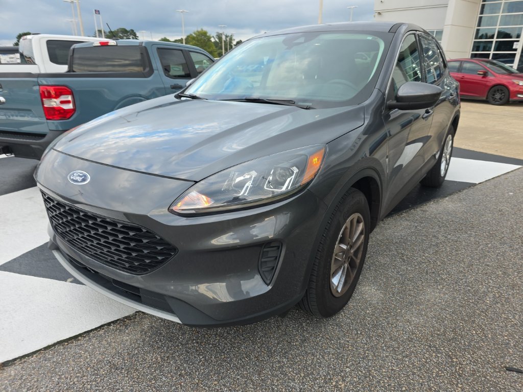 Used 2021 Ford Escape SE with VIN 1FMCU9G61MUB01218 for sale in Opelika, AL