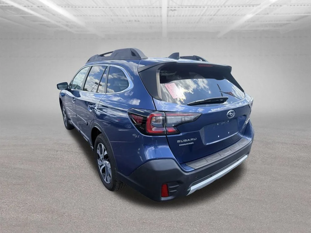 Used 2021 Abyss Blue Pearl Subaru Limited image 10