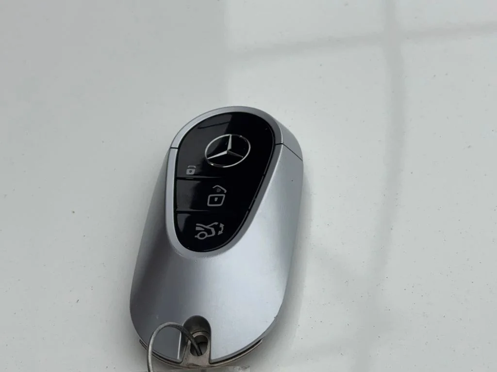 Used 2023 White Mercedes-Benz 450 image 65