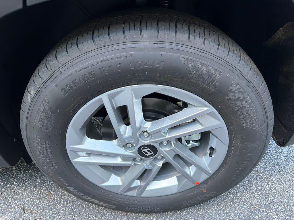 New 2026 Gray Hyundai SE FWD image 19