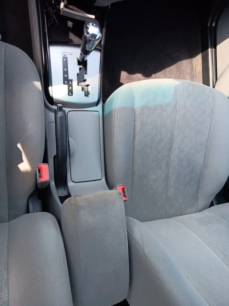 Used 2010 Regatta Blue Pearl Hyundai SE image 22