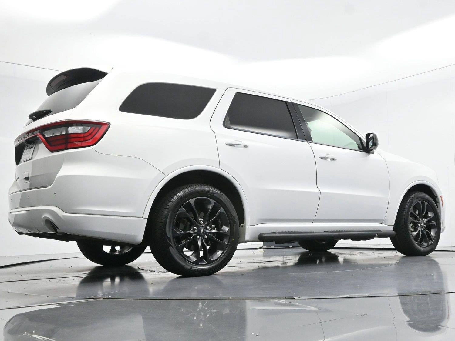 Used 2022 White Knuckle Clearcoat Dodge SXT image 54