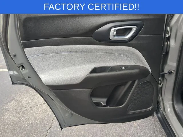 Used 2024 Gray Jeep Latitude image 24