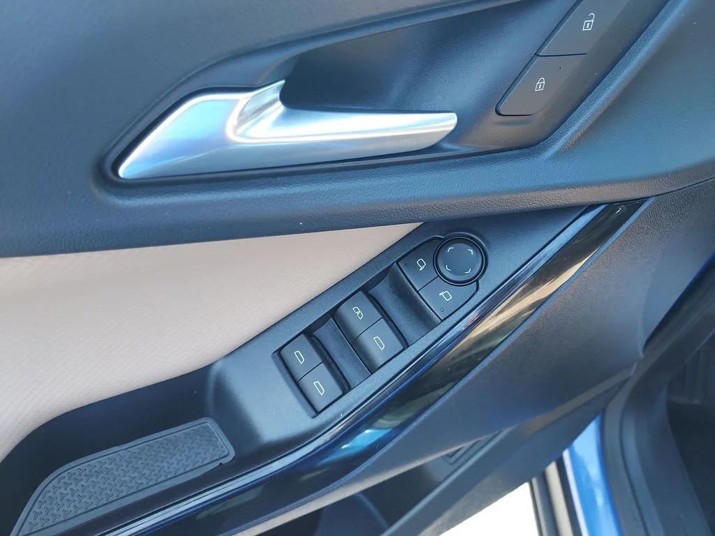 Used 2026 Blue Chevrolet ACTIV image 19