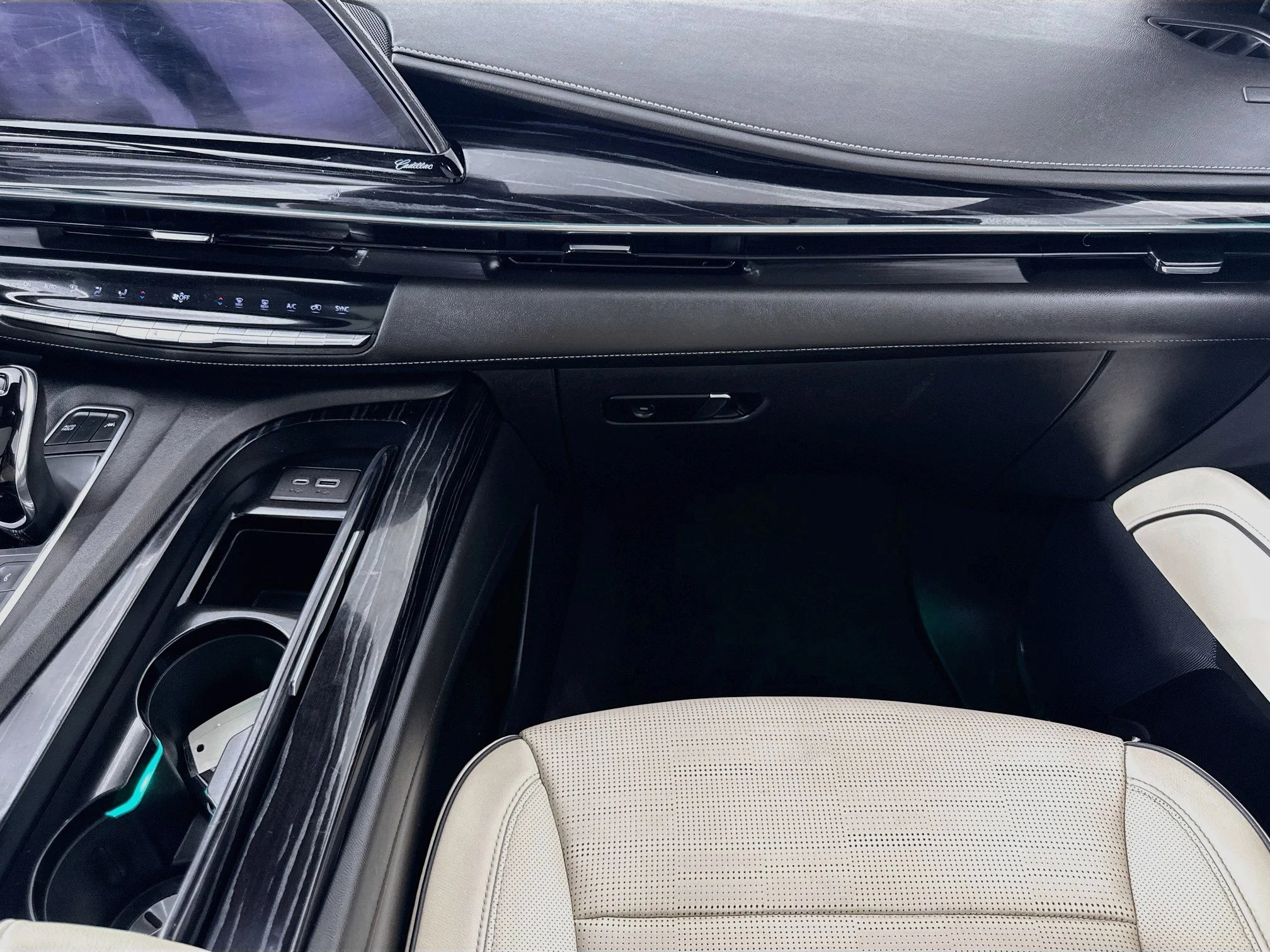 Used 2022 Black Raven Cadillac Sport image 26