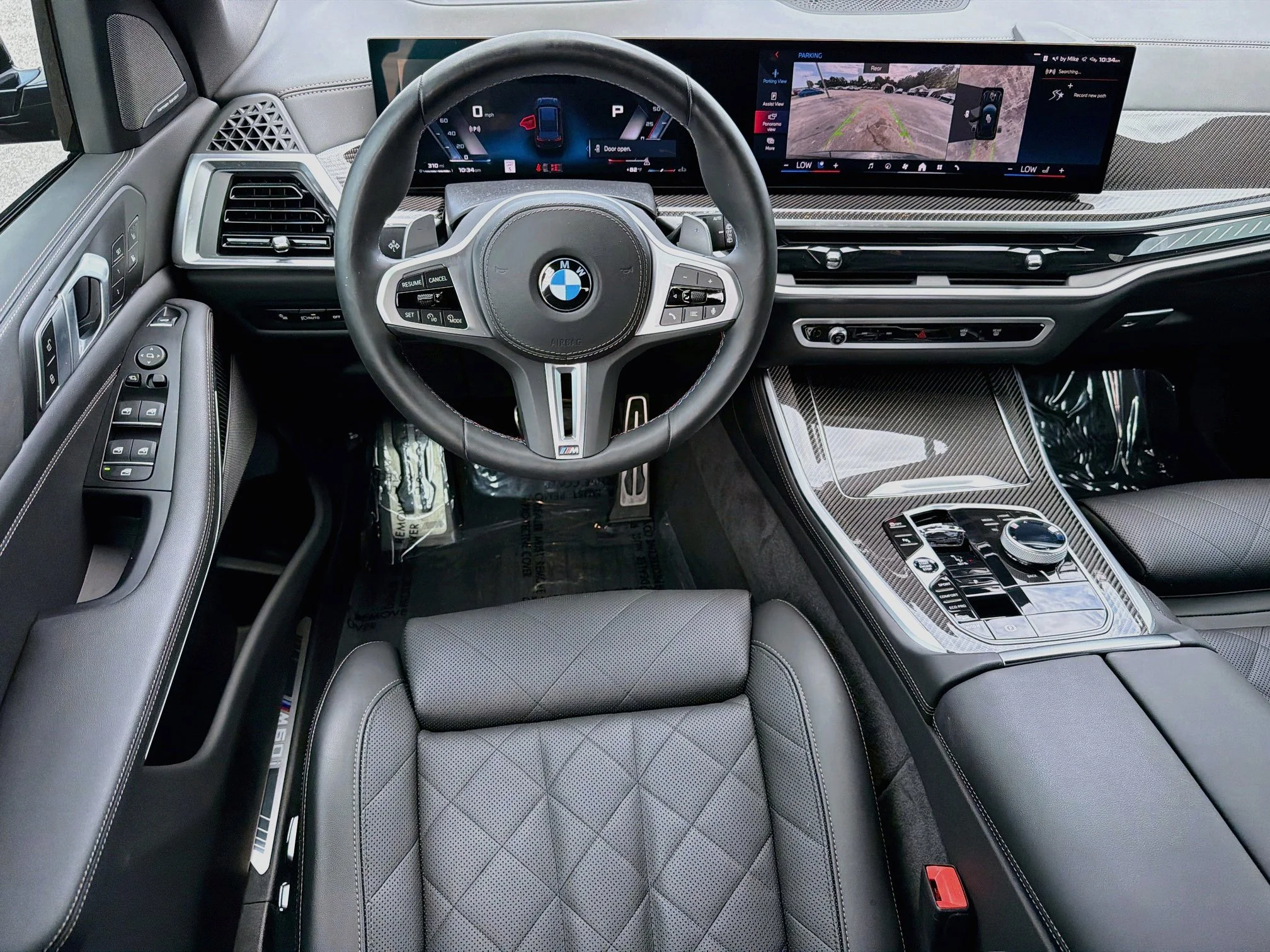 Used 2025 Black Sapphire Metallic BMW M60i image 18