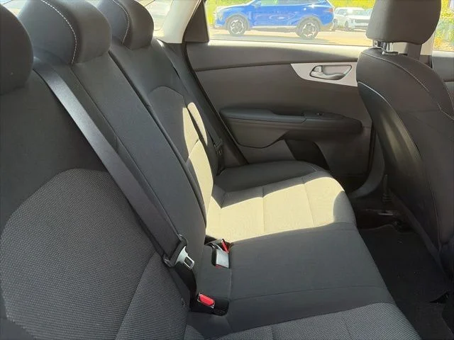 Used 2024 Blue Kia LXS image 12