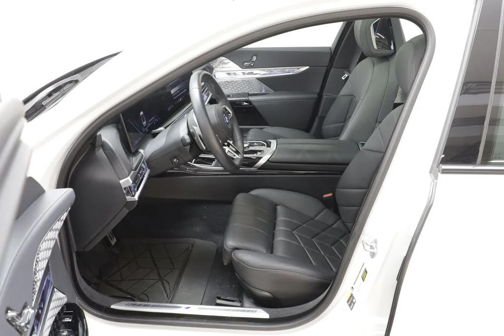 Certified Used 2026 White BMW 750e xDrive image 6