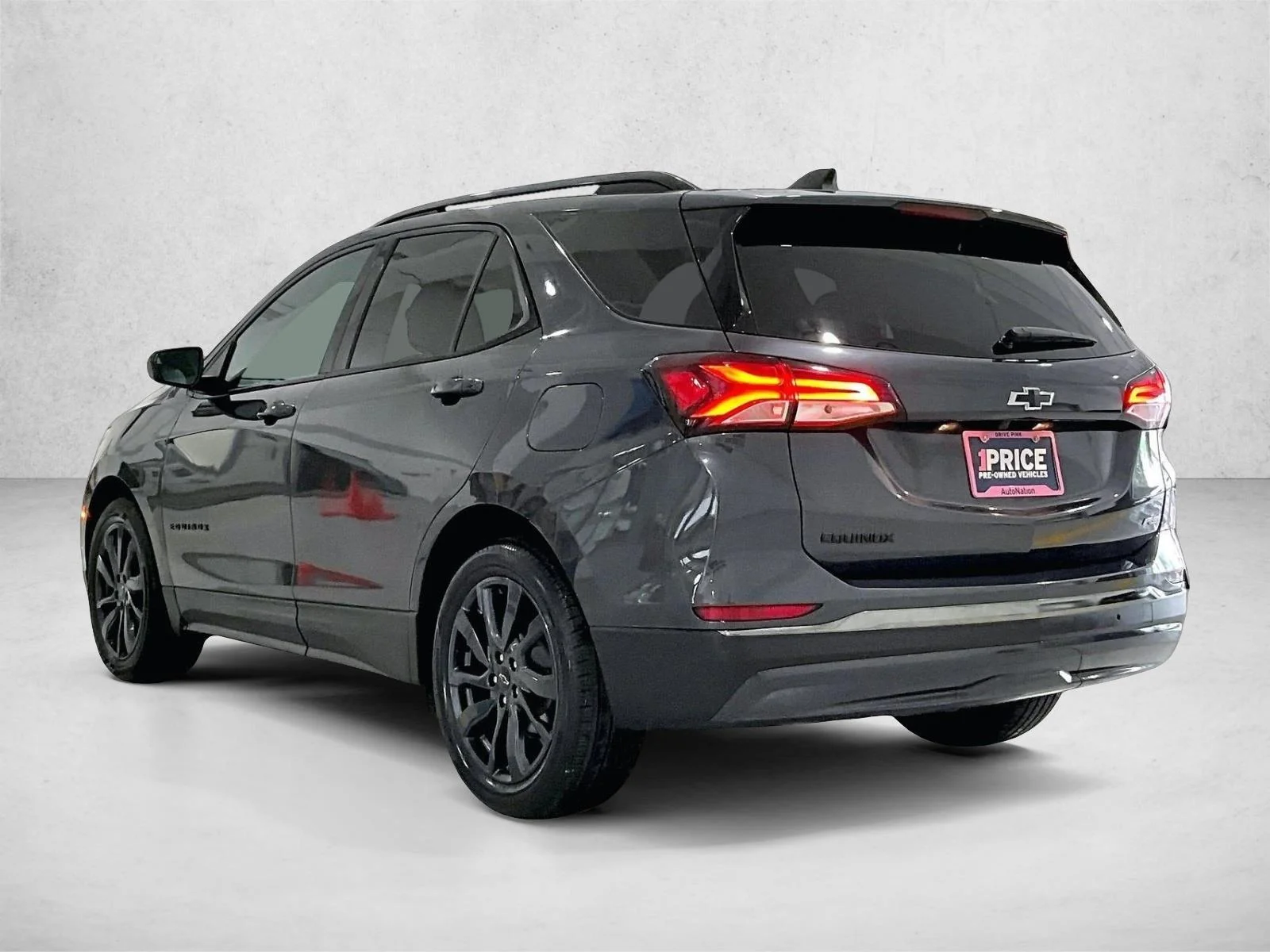 Used 2023 Iron Gray Metallic Chevrolet RS image 13