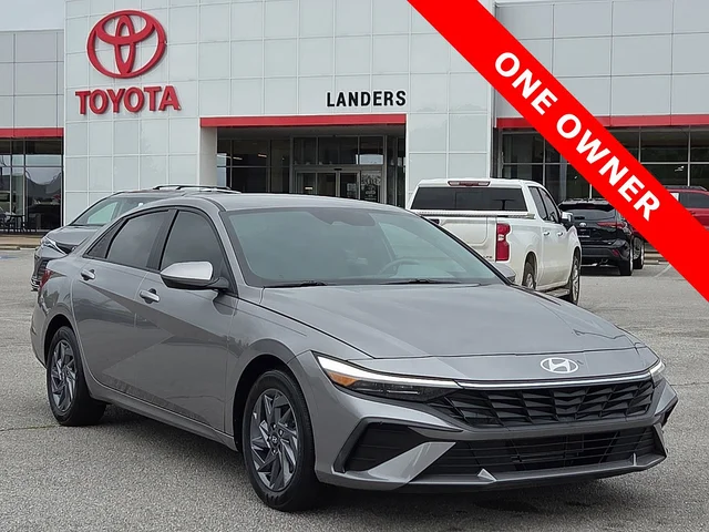 2024 Hyundai Elantra SEL
