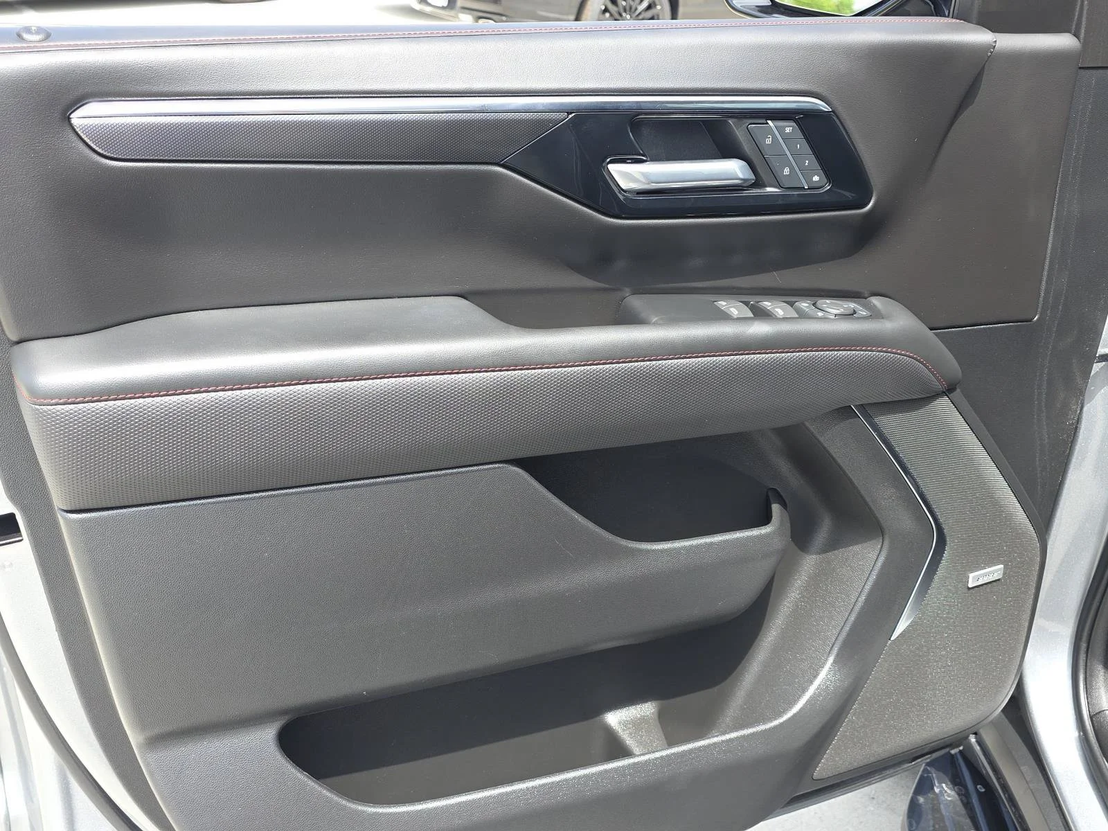 Used 2025 Sterling Gray Metallic Chevrolet RST image 16