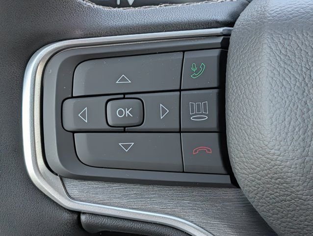 New 2026 High Gloss Black Exterior Paint Jeep Limited Reserve image 25