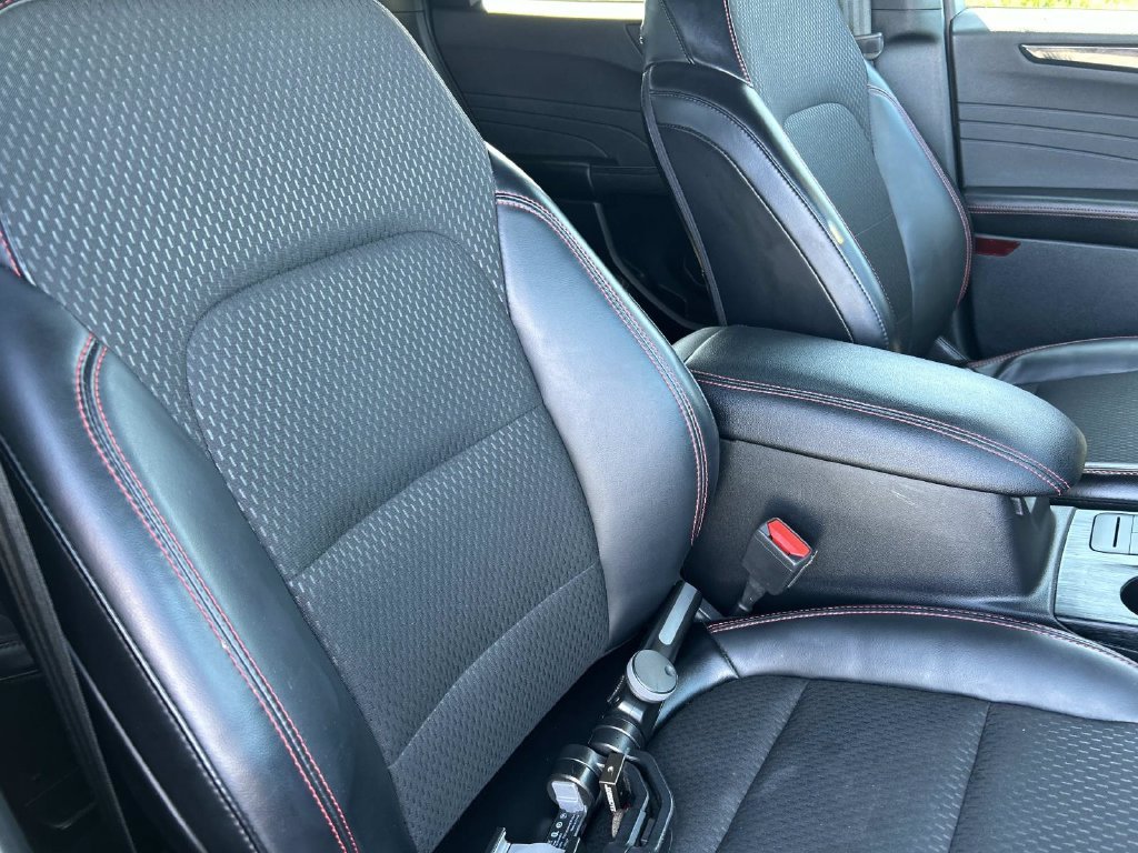 Certified Used 2025 Black Metallic Ford ST-Line image 23