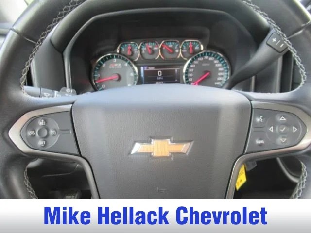 Used 2018 BLACK Chevrolet LT image 13