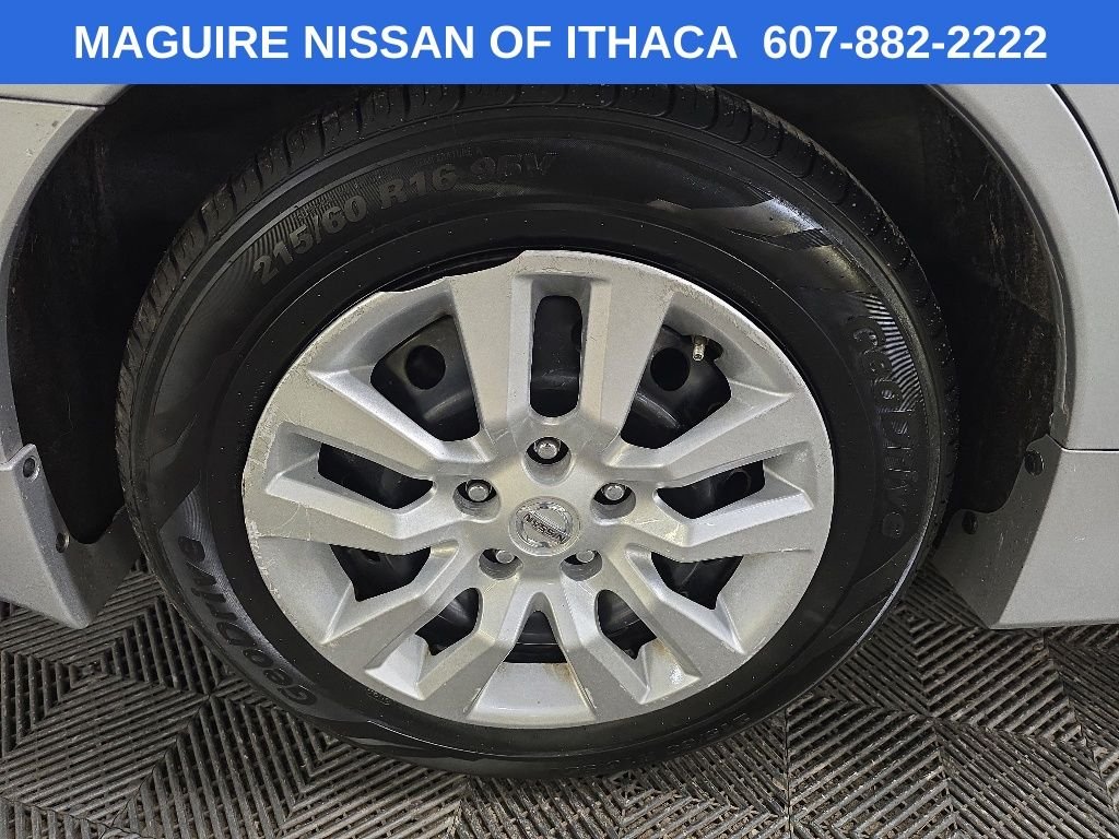 Used 2016 Silver Nissan 2.5 S image 13