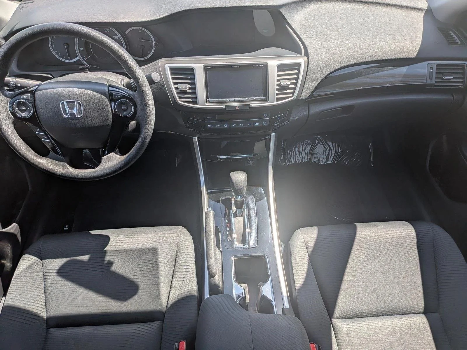 Used 2016 Kona Coffee Metallic Honda LX image 13
