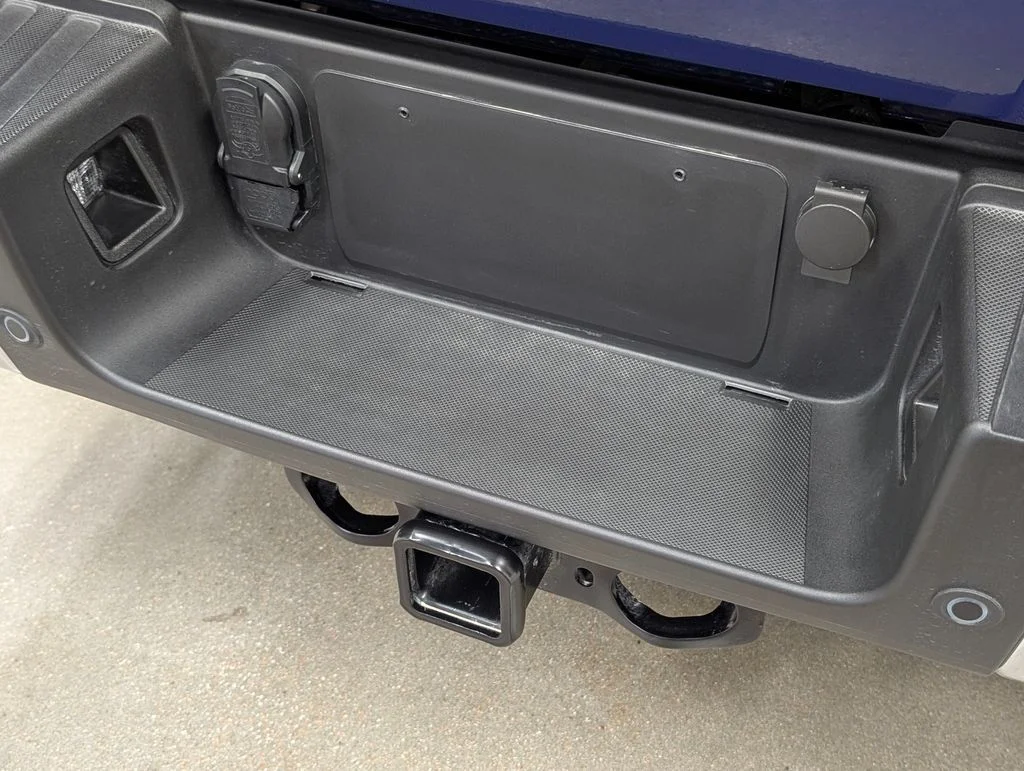 New 2026 Argon Blue Metallic Ford F-350® Lariat® image 32