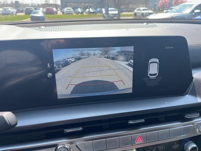 Used 2025 Silver Kia S image 51