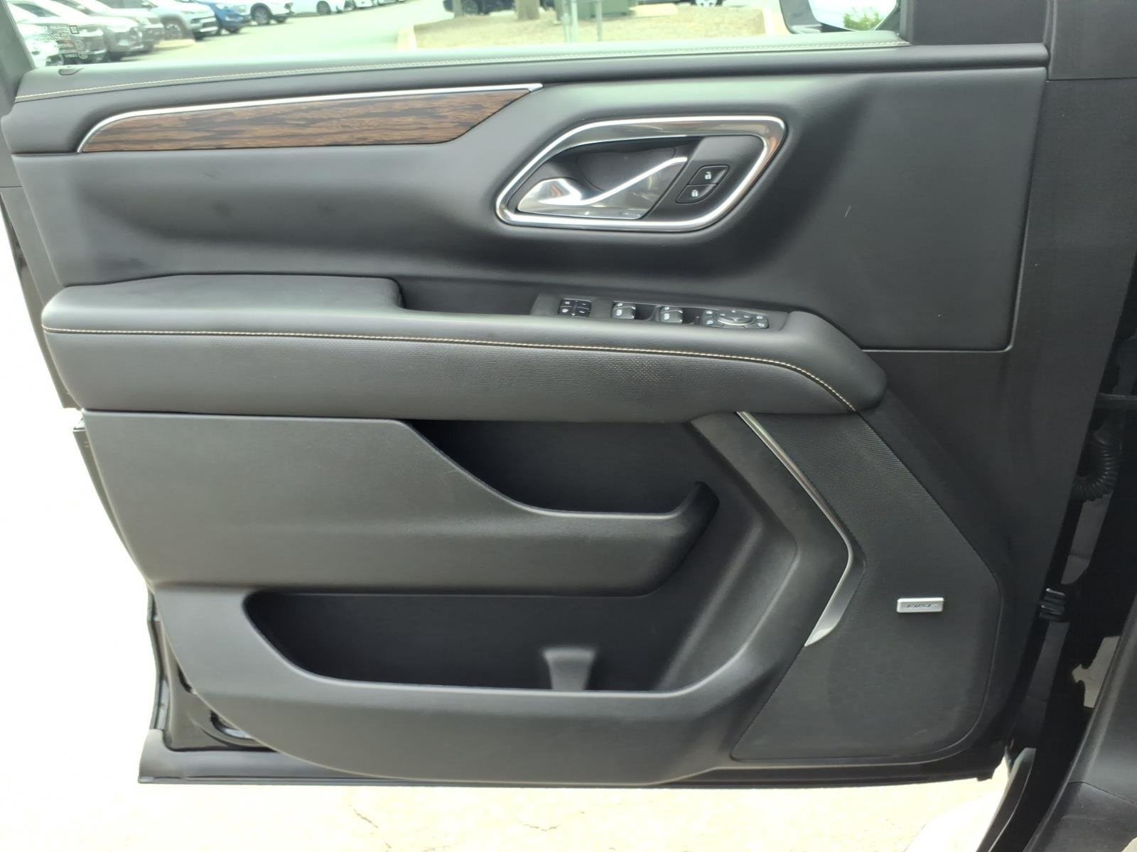 Used 2023 Black Chevrolet Premier image 33