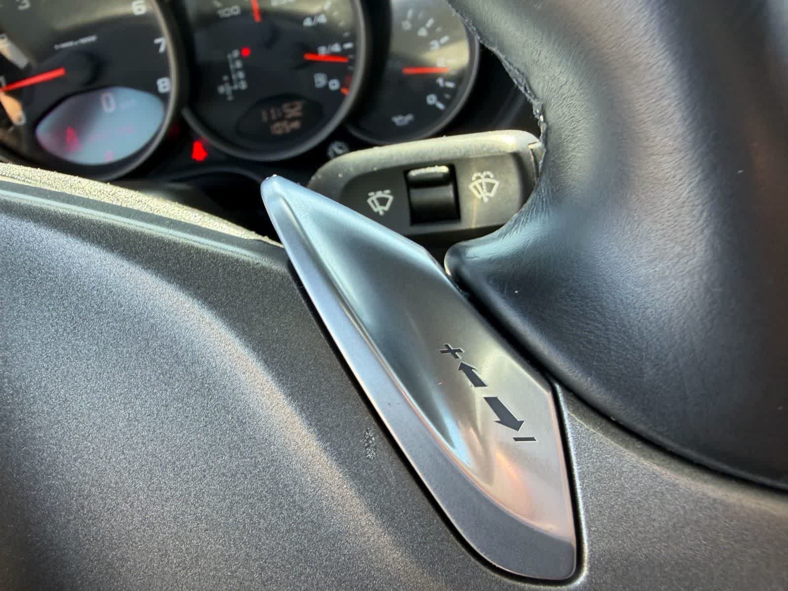 Used 2009 Gray Porsche Carrera 4 image 13