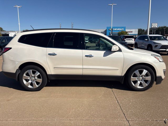 Used 2014 Chevrolet Traverse LTZ with VIN 1GNKVJKD7EJ240283 for sale in Fort Madison, IA