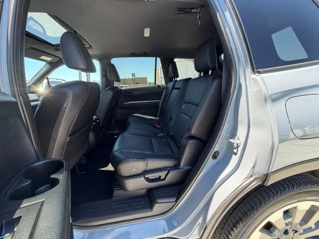 Used 2024 Gray Honda EX-L image 12