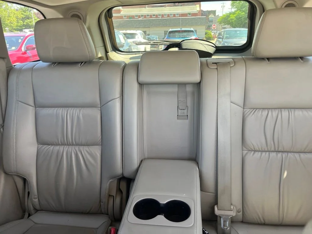 Used 2011 White Jeep Laredo image 15