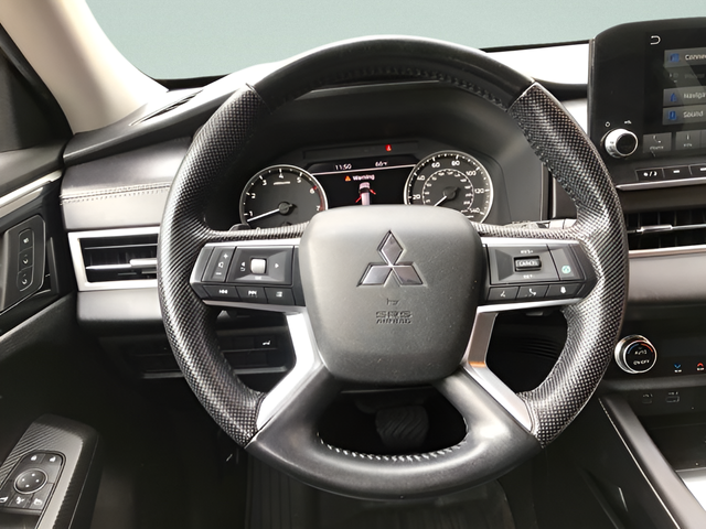 Used 2022 Red Mitsubishi SEL image 18