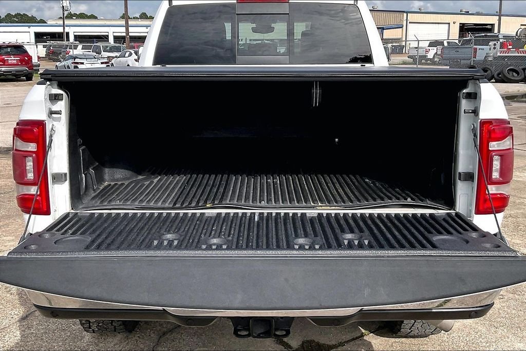 Used 2022 White Ram Laramie image 33
