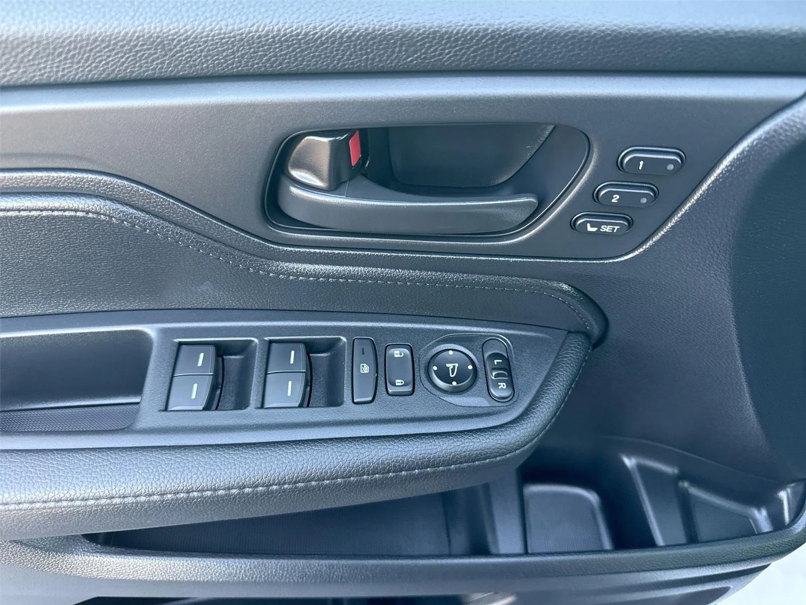 2026 Honda Odyssey EX-L - Photo 15