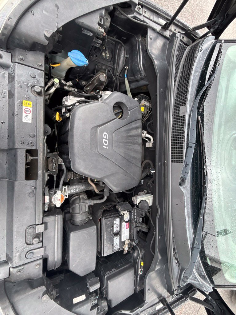 Used 2016 Black Kia Base image 10
