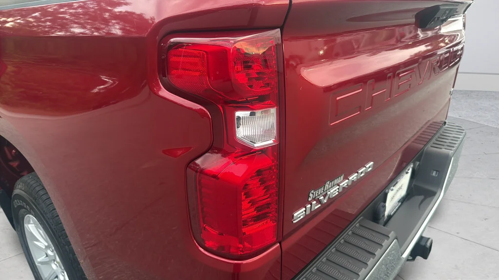 2023 Chevrolet Silverado 1500 LT - Photo 26
