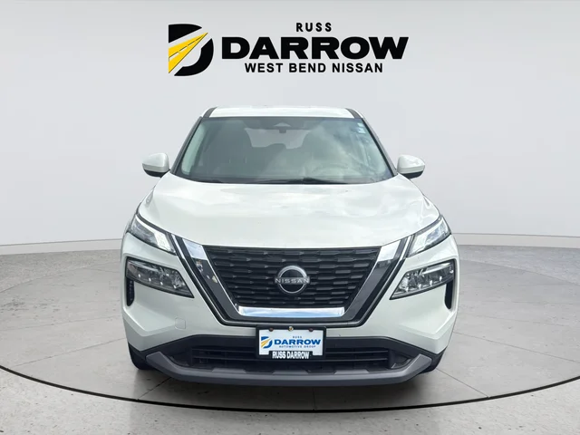 Used 2023 White Nissan SV image 8
