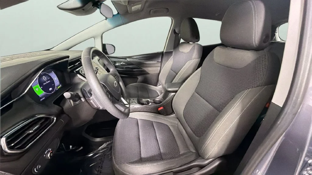 Used 2023 GRAY GHOST METALLIC Chevrolet 1LT image 18