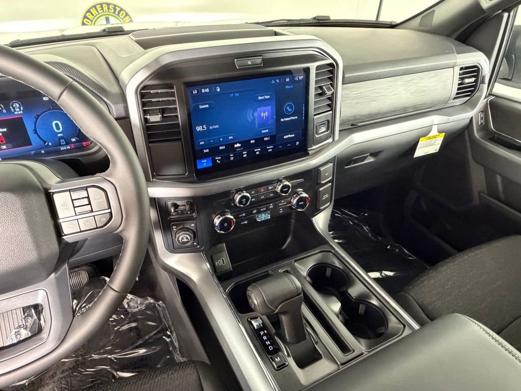 New 2026 White Ford XLT image 2