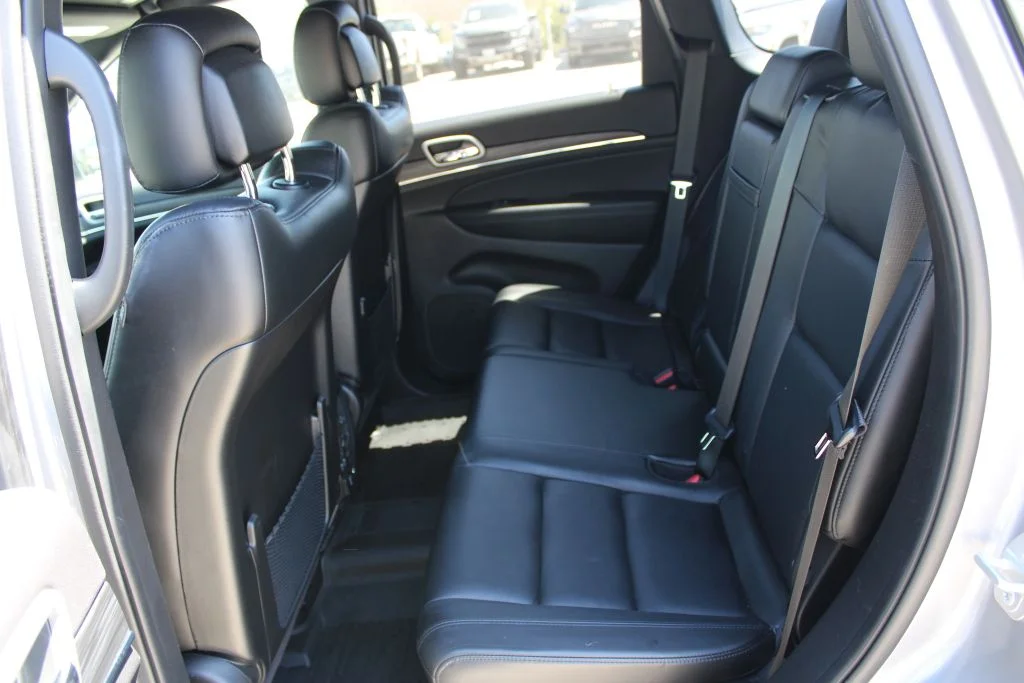 Used 2021 Silver Jeep Limited image 16