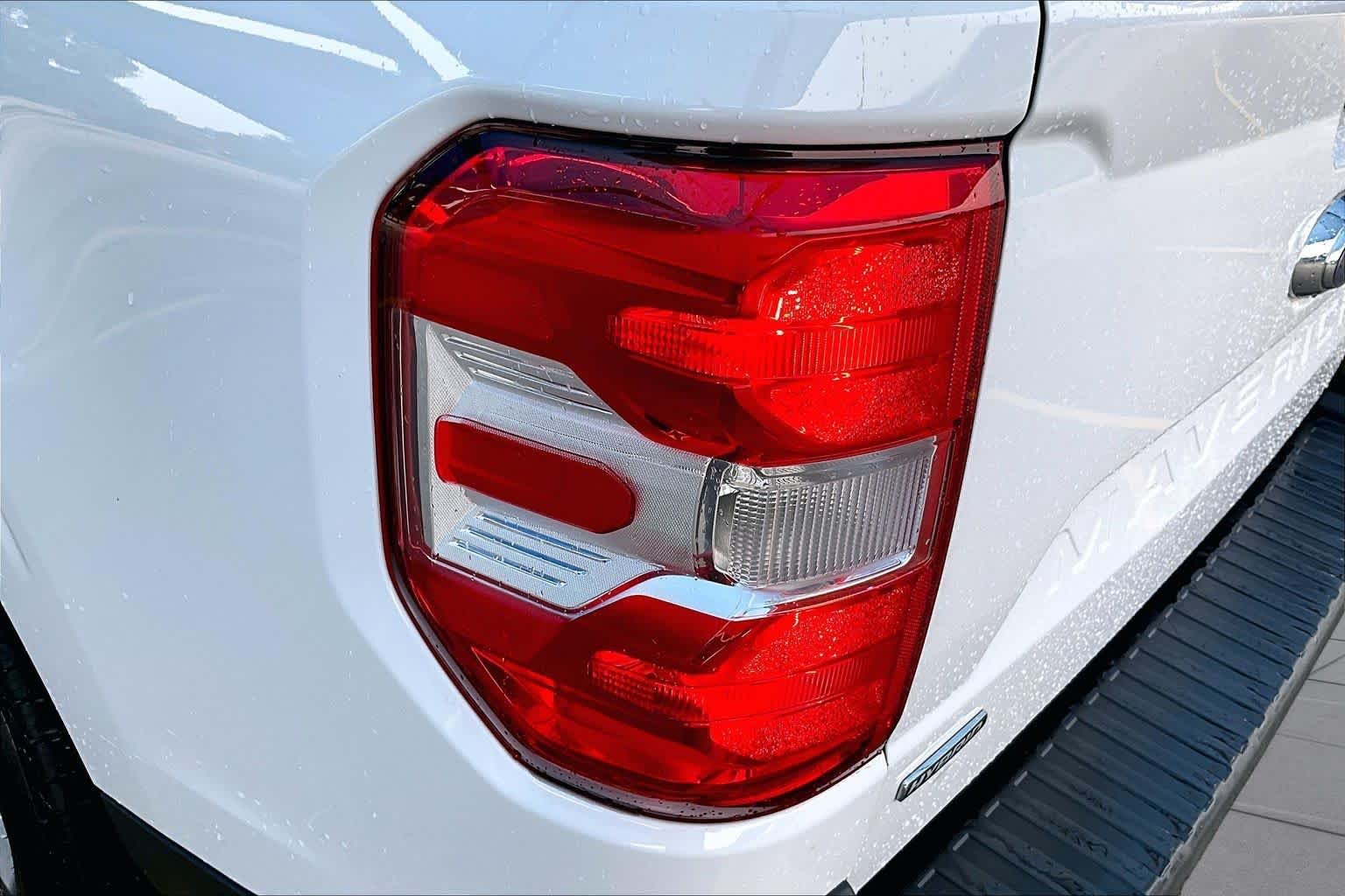Used 2022 Oxford White Ford XLT image 28