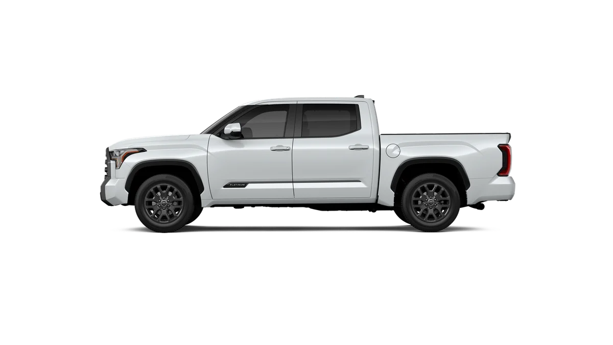 New 2026 Wind Chill Pearl Toyota Platinum image 17