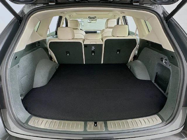New 2026 Gray Genesis 2.5T Select image 25